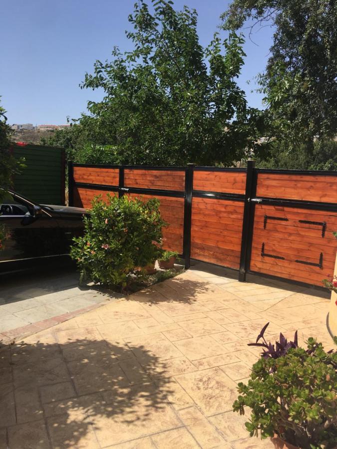 Apartment With Garden Paphos Exterior foto